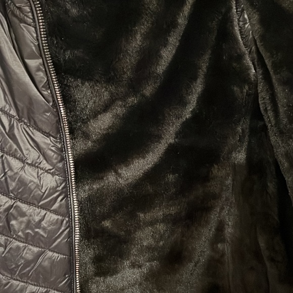 Michael Kors Puffer vest black size Large - Picture 4 of 6